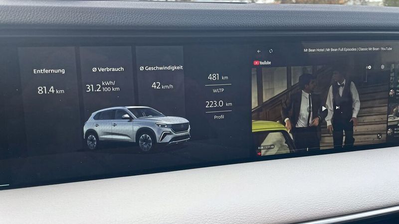 In dem „Digital Device“ namens Auto gibt es viele Optionen, was auf dem Display angezeigt werden soll. (Bild: Grimm – VCG)
