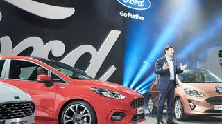 Ford-Europachef Jim Farley enthüllte auf der Go-Further-Veranstaltung in Köln den neuen Fiesta. (Ford)