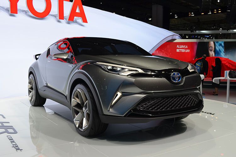 Toyota präsentiert die zweite Ausbaustufe des C-HR Concept. Händler warten schon lange auf das Mini-SUV. (Foto: Seyerlein)