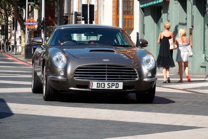 Der Speedback GT ist das erste Modell, das David Brown Automotive aufgelegt hat. Die Nähe zu Aston Martin ist nicht zu übersehen. (David Brown Automotive)
