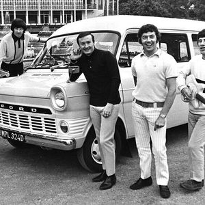 Auch als Tourbus wurde der Ford Transit genutzt. Hier mit der Band „The Tremeloes“.(Bild:  Ford UK)