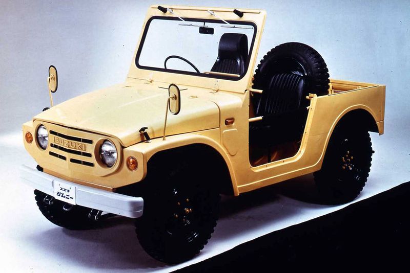 Der Suzuki LJ 10 Jimny war Suzukis erster Geländewagen. (Suzuki)
