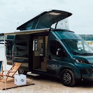 Den Carado CV 541 Plus gibt es zu einem Basis-Preis von 60.000 Euro.(Bild:  Carado)