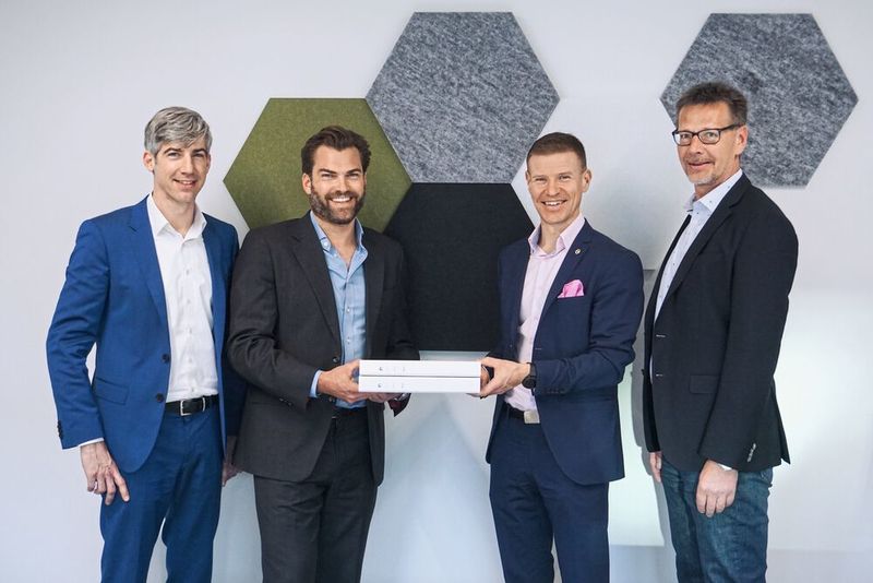 Der finnische Vorreiter für grünen Wasserstoff und Power-to-X-Technologien P2X Solutions hat große Pläne: Ein 20 MW Elektrolyseur von Sunfire wird den ersten grünen Wasserstoff Finnlands produzieren (Sunfire)