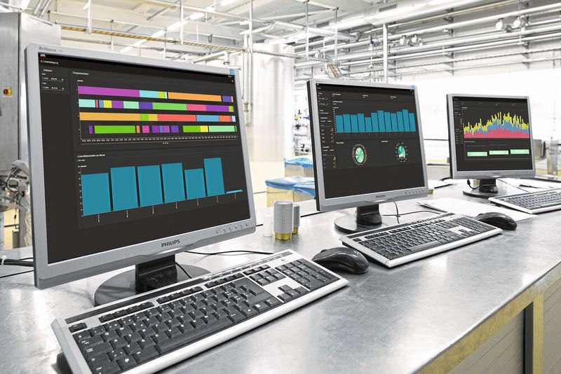 Visualisierung des Prozessleitsystems Kastor Data Cockpit (Bild: © Fotoatelier Bernhard GmbH & Co. KG/AZO)