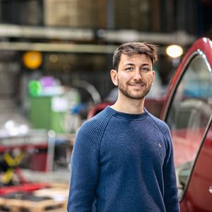 „Es wäre auch einfacher gegangen, aber wir wollten möglichst nahe am Original bleiben.“ Simon Jeger, Triamp.(Bild:  Julian Salinas)