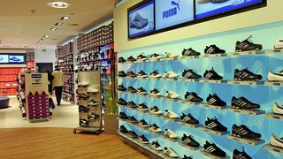 Bild 1: In absehbarer Zeit sollen alle Verkaufsstellen von Deichmann an das Energiemanagementsystem angeschlossen werden. (Bild: Deichmann)