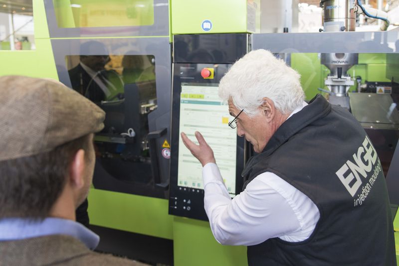 Impressions from Fakuma 2014, which attracted nearly 46,000 visitors from 117 countries and 1,772 exhibitors from 36 nations. (Source: Schall)