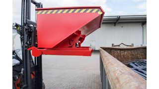 Den neuen Kippbehälter „4A“ von Bauer in Südlohn gibt es, lackiert oder feuerverzinkt, in drei verschiedenen Größen. (Bauer)