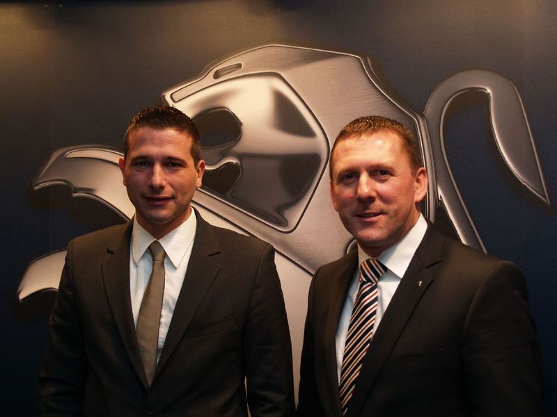 Neue Gesichter bei Peugeot: Stefan Moldaner, Direktor Vertrieb Businesskunden, Nutzfahrzeuge und Gebrauchtwagen und Thomas Bauch, Geschäftsführer Peugeot Deutschland. (Archiv: Vogel Business Media)