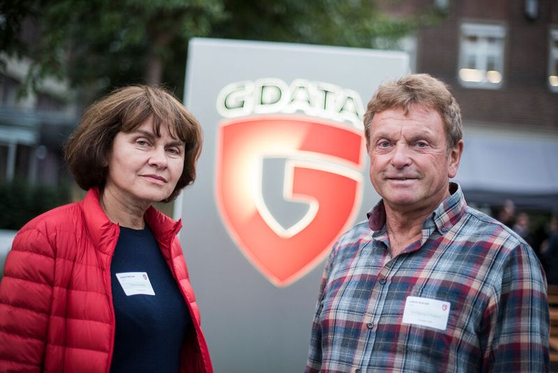 v.l. Tamara Kisters und Wolfgang Schubert (beide Schubert-STM). (Alexandra Roth / fotoagentur-roth)