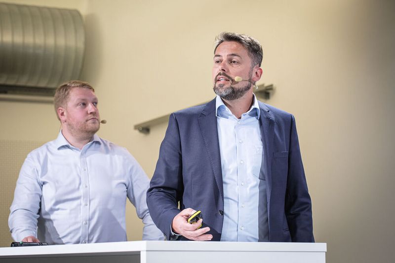 Steckverbinderkongress 2023 Tag 2: Kongress mit Trendthemen von PCF über DC-Steckverbinder, Hybridsteckverbinder, Qualifizierung, Single Pair Ethernet, Hands-on Workshops bis zu 3D-Druck und Konfektionierung. (Bild: Stefan Bausewein)