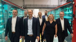 Moritz Manigatter, Paul Fattinger, Markus Nuspl (neuer Geschäftsführer), Christian Reslhuber, Roman Adlesgruber, Christine Adlesgruber, Kurt Manigatter (v.l.n.r.).  (Bild: Steininger Jurgen)