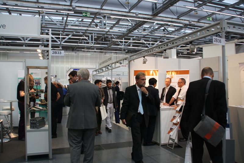 Impressionen aus der Messehalle in der Landesmesse Stuttgart. (Bild: Zwettler, konstruktionspraxis)