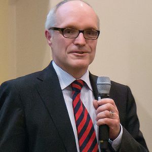 Ingo von Wurmb, BMW AG und Vorsitzender des VDI-Fachausschusses Stanzerei-Großwerkzeuge: „Der Trend zu einer wachsenden Vielzahl von Karosserievarianten lenkt den Fokus der Kostenoptimierung von Presswerken auf die Reduzierung der Logistikaufwände.“