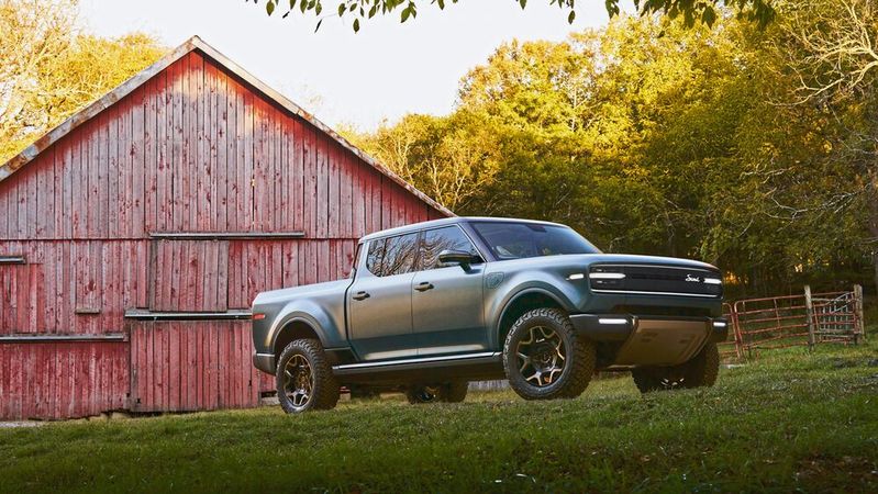 Der Scout Terra ist laut Hersteller auf eine rein elektrische Reichweite von ca. 560 Kilometern ausgelegt, der Range Extender soll weitere 260 Kilometer ermöglichen. (Bild:  Andrew Trahan)