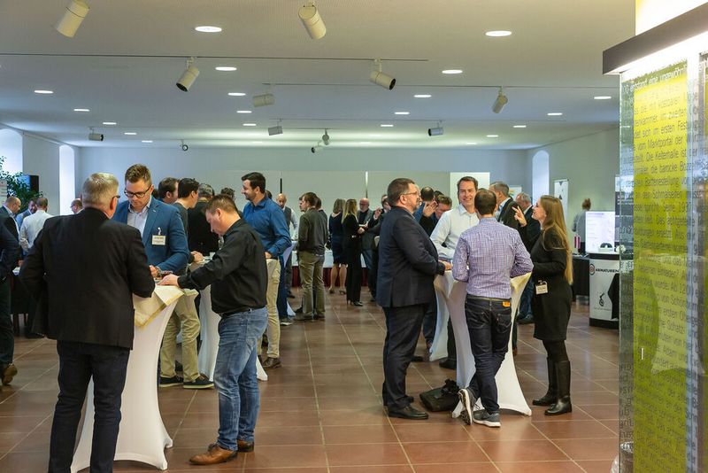 Impressionen der Förderprozessforen 2019: Beim Pumpen- und Schüttgut-Forum diskutieren Experten an zwei Tagen über Probleme bei Förderprozessen. Dabei steht der praxisorientierte Austausch und die gemeinsame Lösungsfindung im Vordergrund des Netzwerktreffens der Pumpen- und Schüttgut-Community. (Stefan Bausewein / PROCESS)