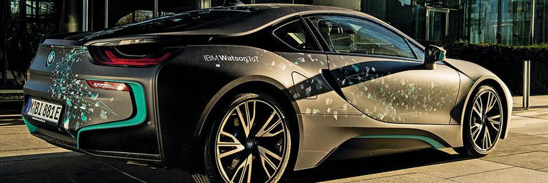 Im Watson IoT Center gibt es sogenannte Joint Client Labs, in denen Unternehmen gemeinsam mit IBM an innovativen Lösungen arbeiten. Auch BMW hat sich dort angesiedelt, um intuitive Unterstützungssysteme für intelligente Autos zu entwickeln.(Bild:  IBM/Tom Maurer Photography)