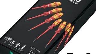 Eigens für die Elektroinstallation unter beengten Platzverhältnissen hat Wera den VDE-Schraubendrehersatz 160 iSS/7 zusammengestellt, der sieben Schraubendreher mit superschlanken Griffen und Klingen enthält. (Bild: Wera)