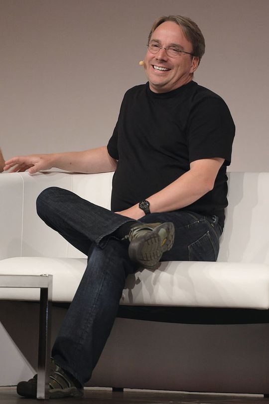 Linux-Erfinder Linus Torvalds reagierte bereits mehrfach mit öffentlichen Wutausbrüchen, wenn ihm der Launch neuer Versionen nicht schnell genug ging. Linux-Erfinder Linus Torvalds reagierte bereits mehrfach mit öffentlichen Wutausbrüchen, wenn ihm der Launch neuer Versionen nicht schnell genug ging.