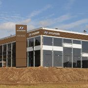 Braun statt blau: Das Autohaus Claas Wehner trägt als eines der ersten die neue Hyundai-CI.(Foto:  Autohaus Claas Wehner)