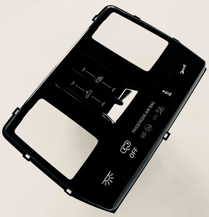 Gesamtsieger des SPE Automotive Award 2022 wurde ein Interieur-Bauteil – die funktionalisierte Designblende von Kostal Automobil Elektrik. (Bild:  SPE)