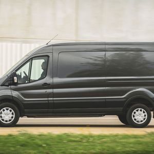 Der Riese sprintet ruckfrei los.(Bild:  Ford)