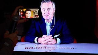 Vodafone-Deutschland-Chef Hannes Ametsreiter als holografischer Interviewpartner  (Bild: Vodafone)