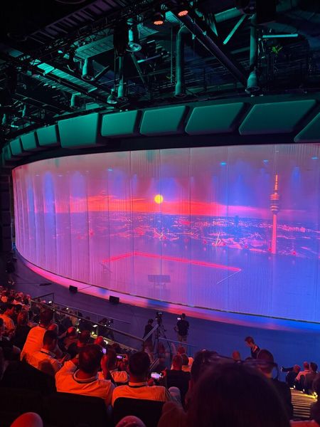 Große Spannung vor der letzten Keynote des ersten Tages (Bild: Vogel IT-Medien GmbH)