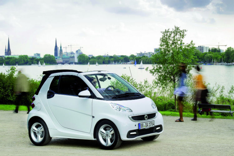 Das Smart Fortwo Electric Drive Cabrio hat den geringsten absoluten Wertverlust in Euro unter den Elektrofahrzeugen. (Foto: Smart)