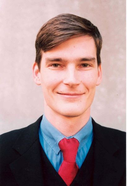 Prof. Dr.-Ing. Achim Kampker, RWTH Aachen, Werkzeugmaschinenlabor WZL und Lehrstuhl für Produktionsmanagement, hält es für wichtig, eine Kostenstruktur zu erreichen, die einen Fahrzeugpreis von 5000 Euro (ohne Mehrwertsteuer und Batterieleasing) ermöglicht. Bild: RWTH Aachen (Archiv: Vogel Business Media)
