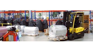 Hyster-Stapler transportieren die Coils direkt zur Umformtechnik. (Hyster)