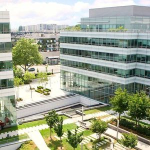 ABB and Dassault Systèmes enter into a global software partnership.