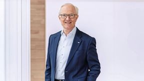 Dr. Kurt Schmalz ist geschäftsführender Gesellschafter der J. Schmalz GmbH. Die J. Schmalz GmbH ist ein weltweit führendes Unternehmen in der Vakuum-Technologie. Als Familienunternehmen im Schwarzwald agiert Schmalz global mit 31 Gesellschaften und etwa 1.800 Mitarbeitern. Das Produktportfolio umfasst Greifsysteme für die Automation und Robotik und manuelle Handhabungsgeräte, die in Branchen von der Automobilindustrie bis zur Lebensmittelverarbeitung eingesetzt werden.  (Bild: Martin Wagenhan)