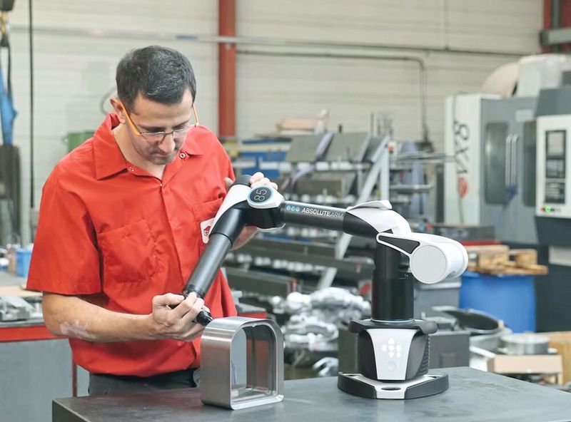 La précision du Absolute Arm Compact est en moyenne de 8% supérieure à celle des modèles précédents. (Source : Haxagon AB)