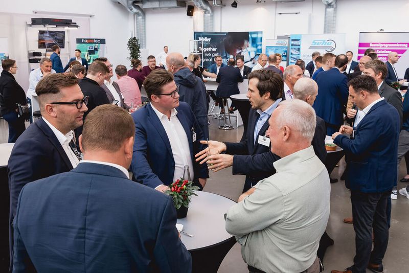 Der EMS-Tag 2024 in Würzburg bringt die Branche an einen Tisch, an dem Ideen und Lösungsansätze für Multikrisen diskutiert werden. (Bild: Stefan Bausewein)