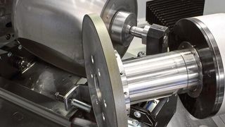 Die Schleiflösung IRD-400 von Danobat-Overbeck umfasst Innen-, Aussen-, Radius- und Unrund-Schleifoptionen und ist für das Präzisionsschleifen von Teilen mit einer hochkomplexen Geometrie entwickelt.  (Danobat)