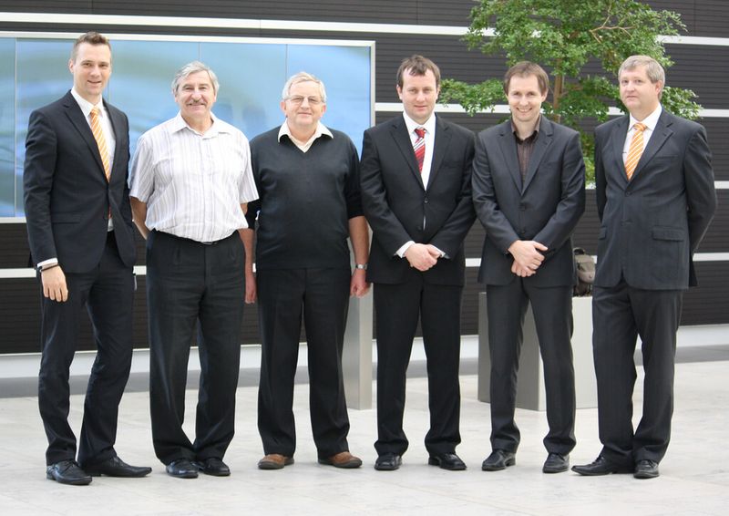 Ing. Jaroslav Mislimer, Direktor Turbines Department bei Doosan Skoda in Pilsen (2. v.l.), ganz rechts TDM-Vertriebspartner Ing. Oldrich Bosman aus Tschechien. (TDM Systems)