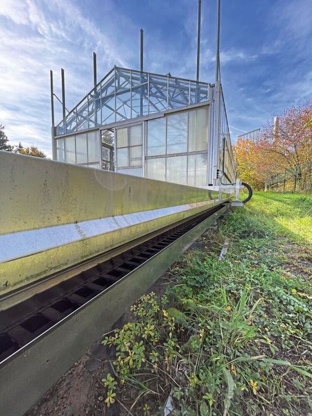 Die E-Ketten der E2/000-Serie sind für lange Verfahrwege bis 150 Meter geeignet. (Bild: igus GmbH)