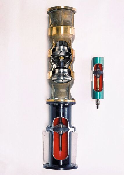 1953: Grundfos presents the BP borehole pump. (Grundfos)