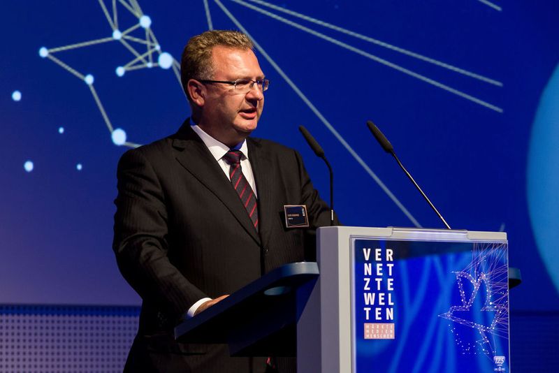 Oliver Herkommer, während seiner Ehrung für die Kategorie 