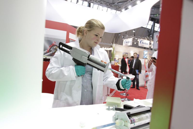 Parallel zur Motek 2012 fand auch wieder die Bondexpo statt. (Bild: Motek)