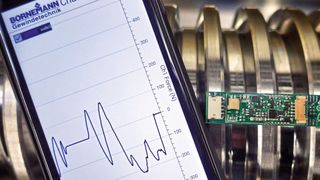 Die Daten werden kabellos auf eine App oder unternehmenseigene Netze übertragen. (Bild: Bornemann)