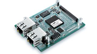 Bis zu drei Controller und bis zu 1.024 Byte an E/A-Datenaustausch: Ein FPGA ist die zentrale Komponente der Hardware-Plattform für die PROFINET-Implementierung (Bild: Softing)