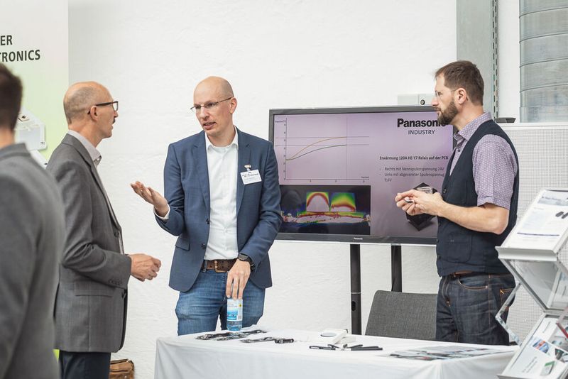 Unter dem Motto „Power of Electronics” versammelten wir am 18. und 19. Oktober 2022 sechs Elektronikkonferenzen in Würzburg: Entwicklerforum Leistungselektronik, DC/DC-Wandler-Tag, Schaltnetzteiletag, Batteriepraxis Forum, Praxisforum Elektrische Antriebstechnik und Cooling Days. Auch 2023 findet Power of Electronic statt. Merken Sie sich bereits jetzt den Termin vor: 17. bis 18. Oktober 2023.  (Bild: Stefan Bausewein )