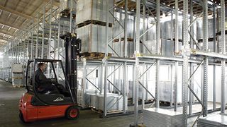 cold_frozen_goods_drive_in ()