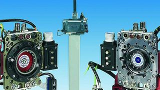 Das Werkzeugwechselsystem kommt vorrangig in Roboteranlagen im Automobil-Rohbau zum Einsatz. Bild: Walther (Archiv: Vogel Business Media)