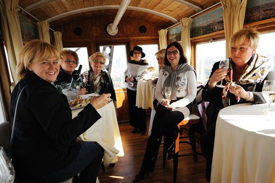 Perfektes Wetter und ein herrlicher Ausblick sorgen für gute Stimmung. (Archiv: Vogel Business Media)