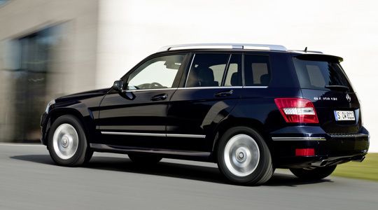 Mit dem GLK hat Mercedes das Pendant zu BMW X3, Audi Q5 und VW Tiguan im Programm. (Archiv: Vogel Business Media)