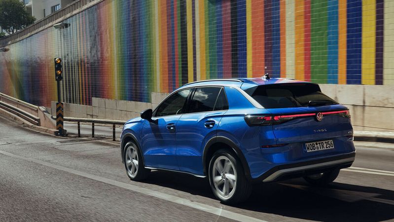 Arger Schnitzer bei der Fertigung des neuen T-Rocs: Im schlimmsten Fall kann sich die Spurstange lösen.(Bild:  Volkswagen AG)